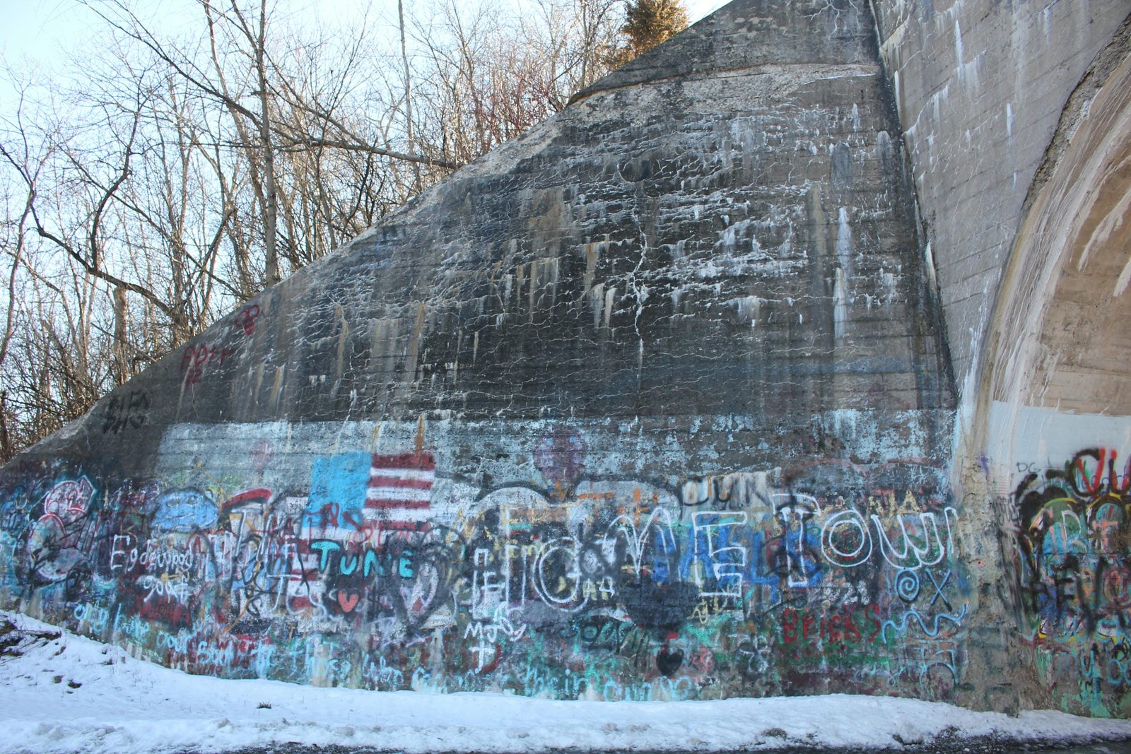 Northeast wing wall